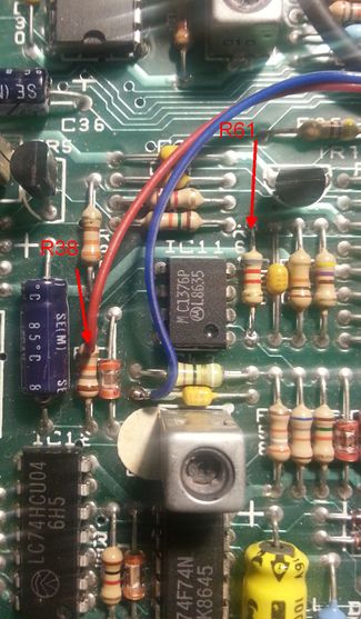 Podłączenie beepera i lokalizacja R61 w ZX Spectrum +2 (ISS1)