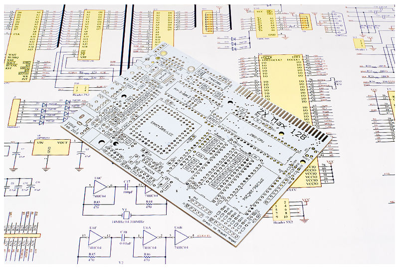 Plik:ZXmax128 02.jpg